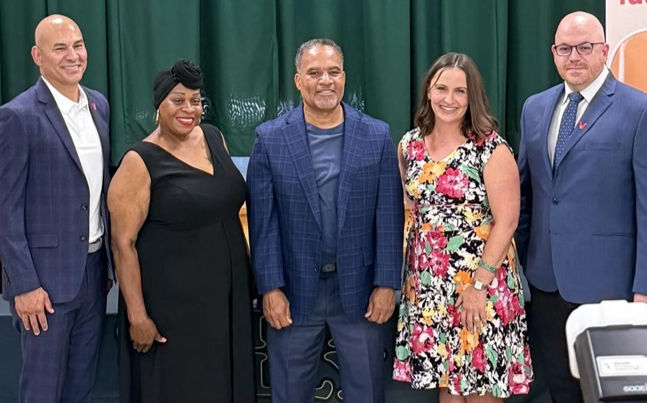 Empowering Compton’s Future: Verizon Expands Digital Access Across Local Schools