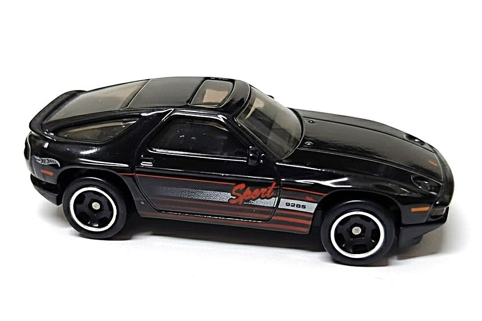 Miniatura: 1983 PORSCHE 928S