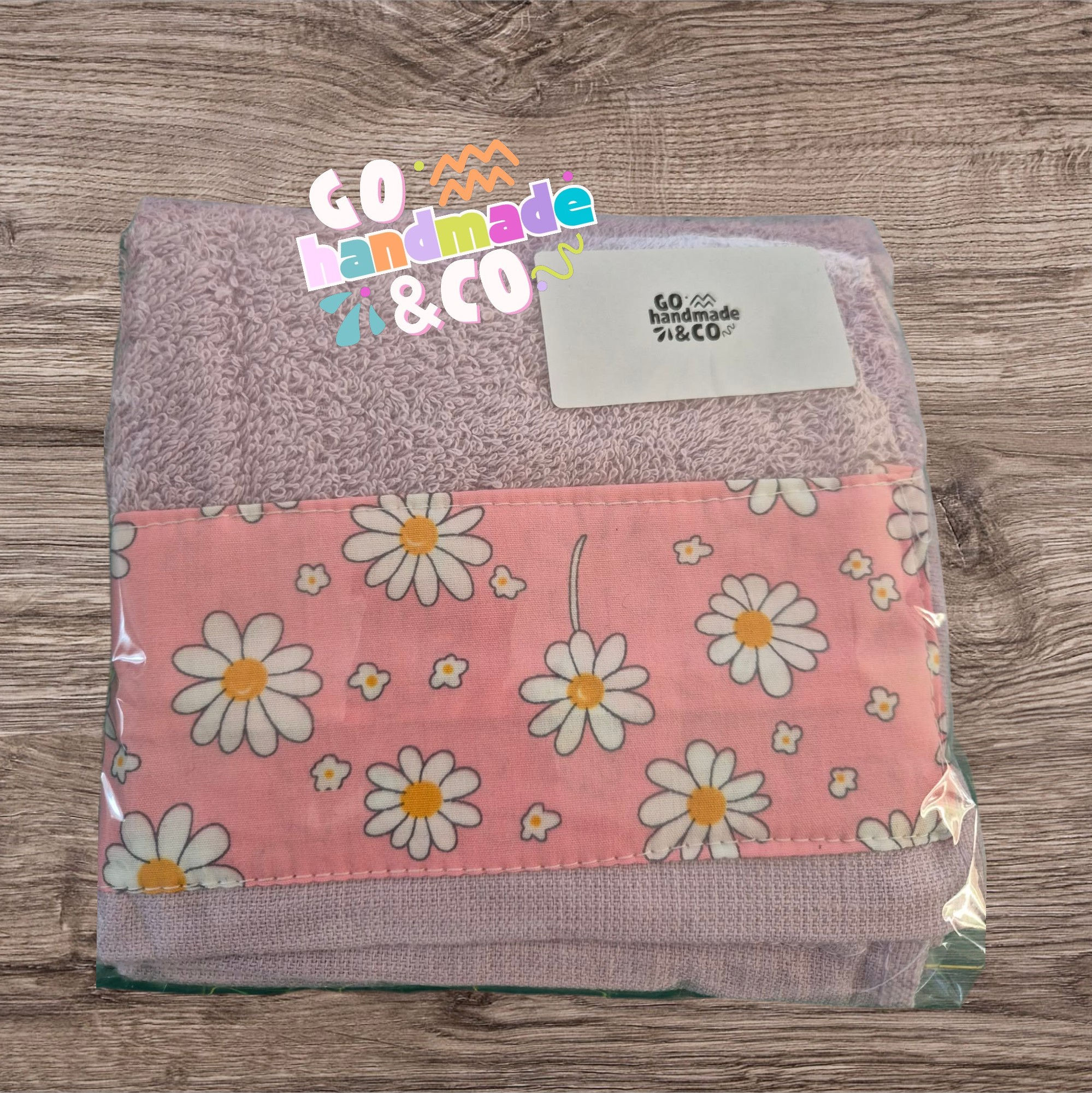 Pink Daisy Face Washers