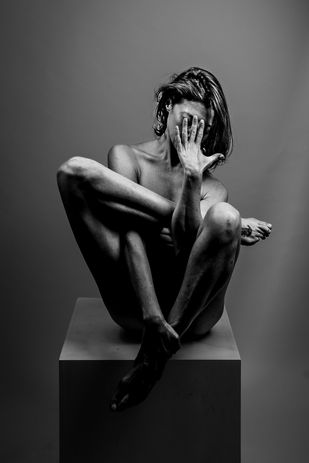 No Apologies By Jules 
Model : EmmaMichelle

Statue monochrome of nude woman.  Hiding face.