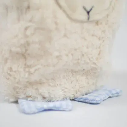 Thumbnail: Bio mini Kissen Lavendel Schaf für Babys