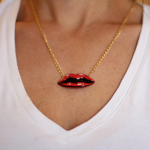 POP ART LIPS NECKLACE | studio-fichi