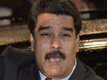 Maduro insiste en firmar documento para reconocer resultados electorales
