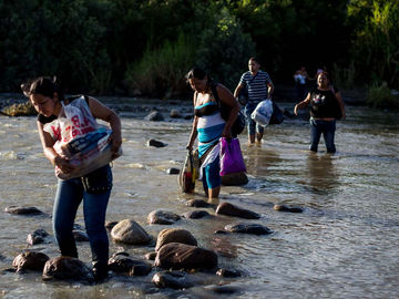 Otorgarán nacionalidad colombiana a venezolanos cuyas parejas fueron deportadas
