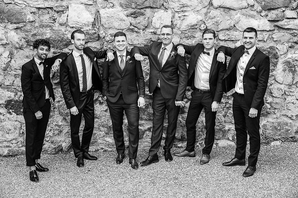 Heiraten-Schlosskirche-Spiez-Gruppenfotos-Männer