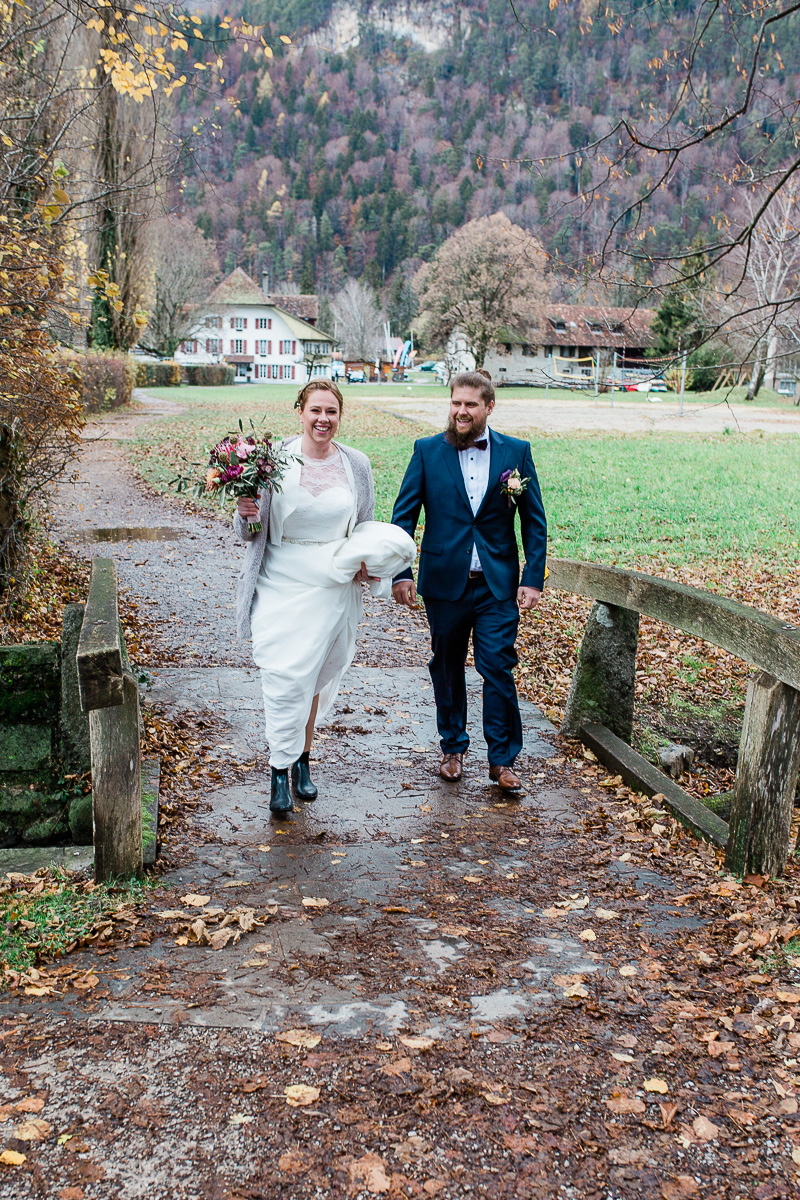 Hochzeit in Interlaken am Thunersee - by Anja Simone Photography
