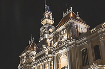 saigon-central-post-office-cao-dai-temple-tour-magicbox-holiday