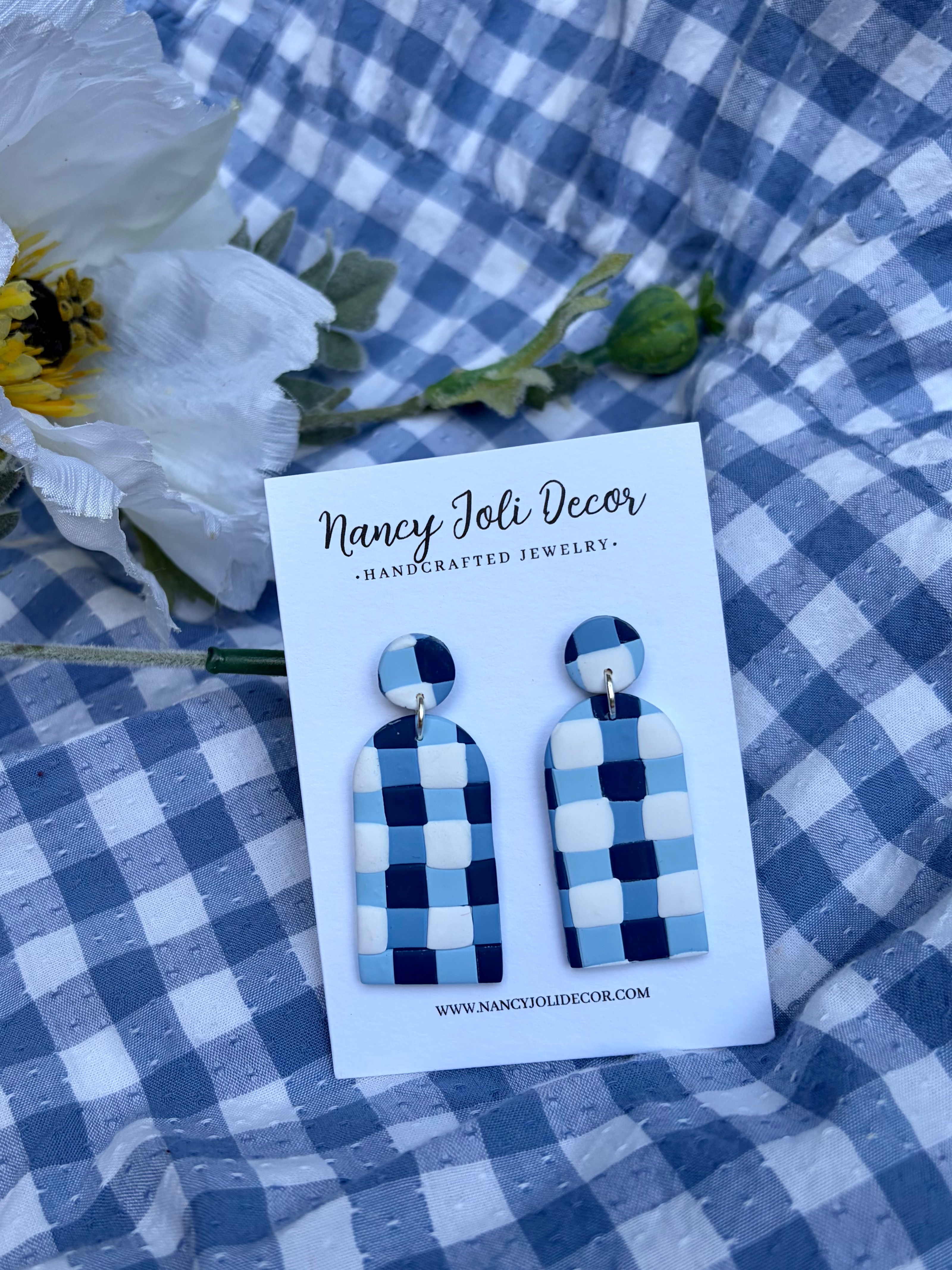 Blue checkered arches