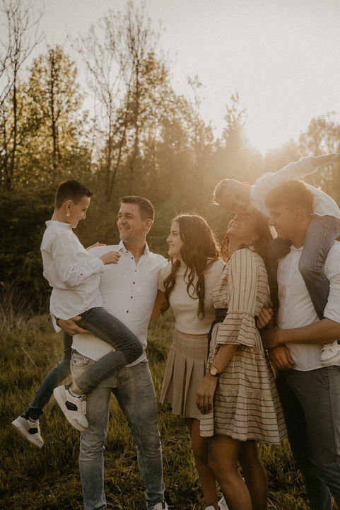 Jolien kramer gezinsshoot met pubers .jpg