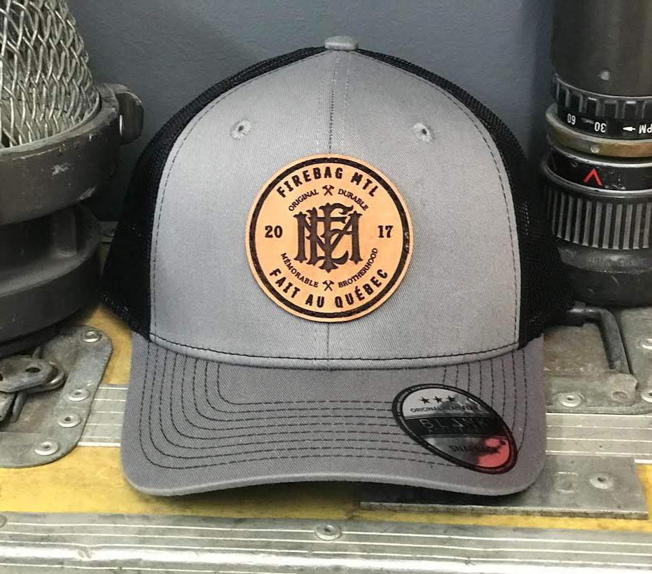 Thumbnail: Casquette Snapback! Puck de cuir! TAN