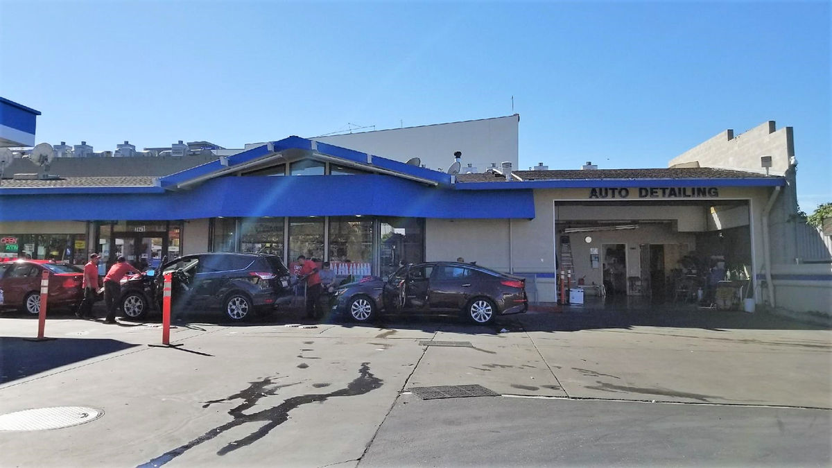 Broadway Carwash