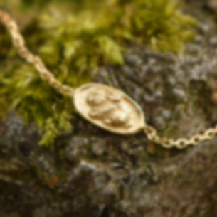 18ct Gold Sleeping Rabbit Bracelet