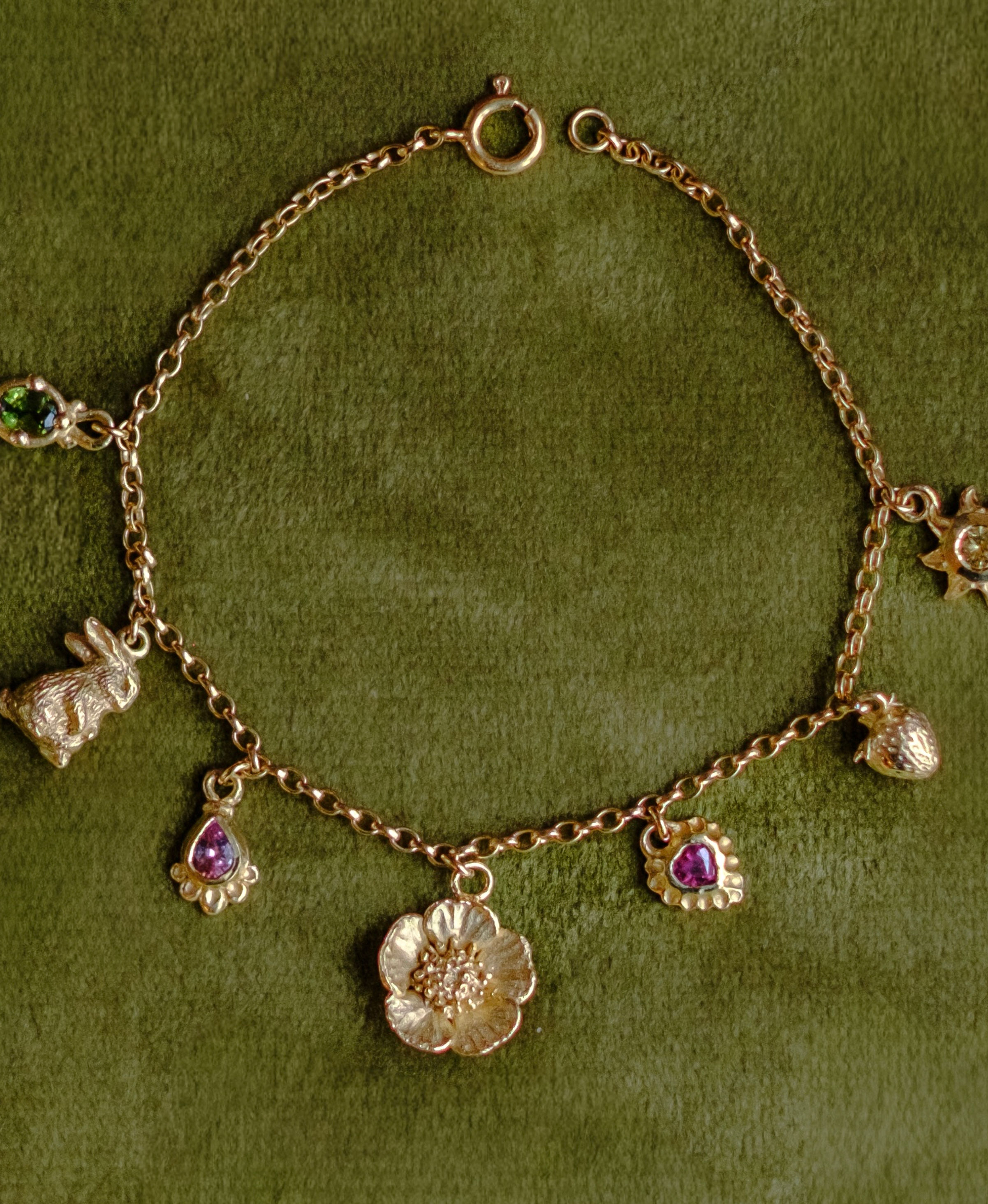 18ct Solid Gold Charm Bracelet