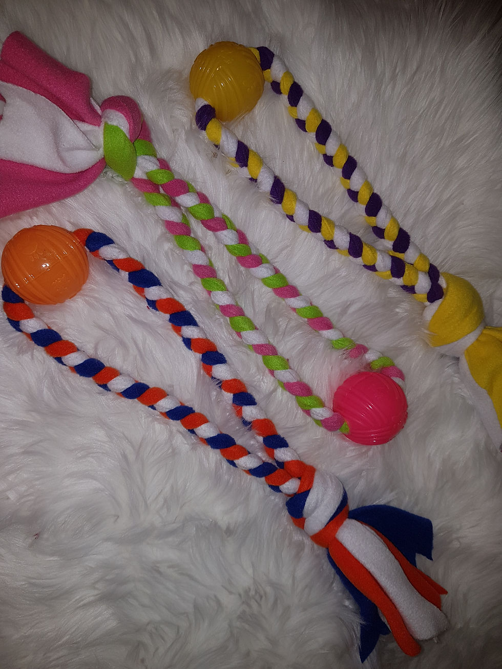 Plaited Ball Loops