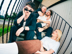 Internet Romance are not here to be trusted….. and that is exactly the point.