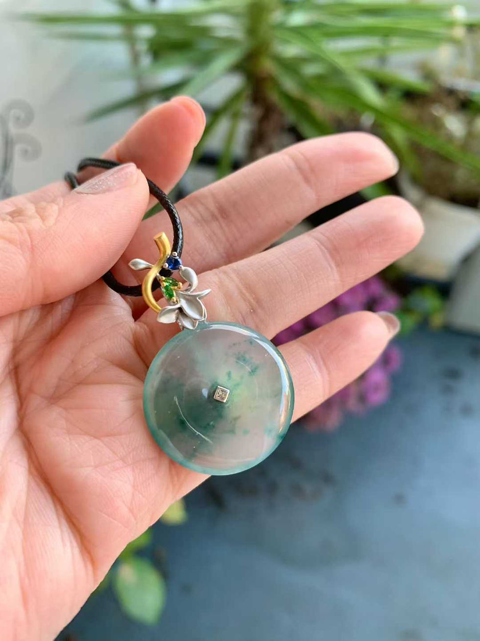 Thumbnail: 【闲置C236】18k金镶嵌冰胶飘蓝花翡翠平安扣吊坠