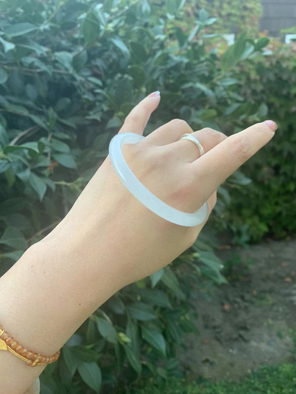 Thumbnail: 【新货4800】57圈和田白玉手镯细条美人镯  Hetian Jade Bangle Size 57