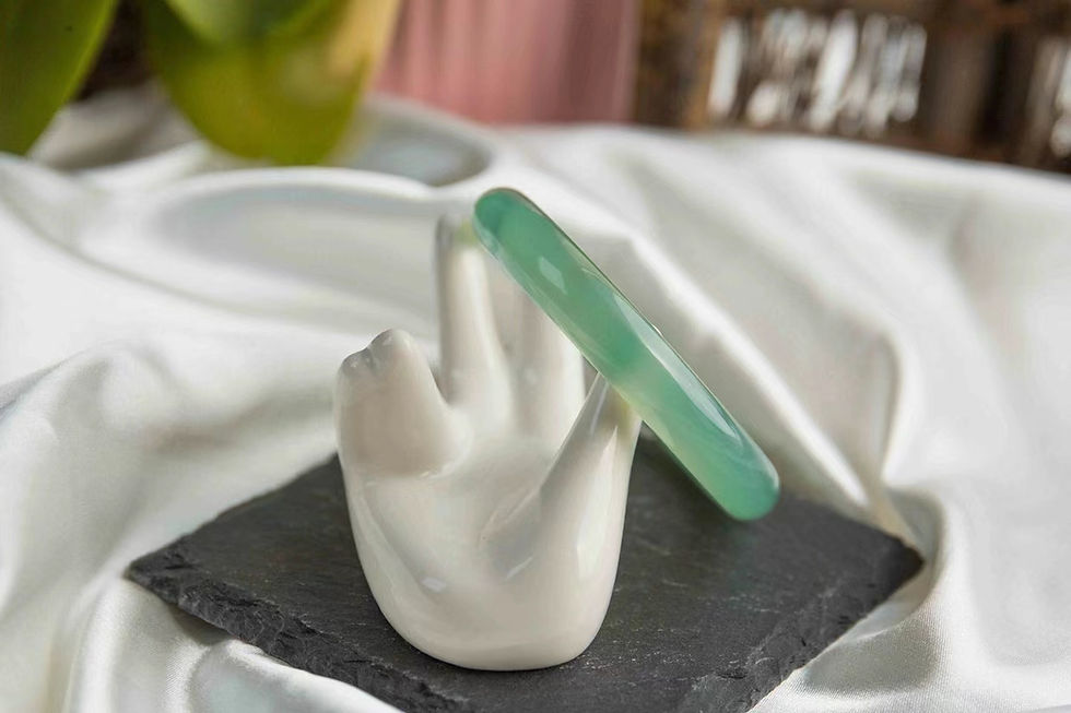 Thumbnail: 【新货】54-62圈口正圈绿玉髓