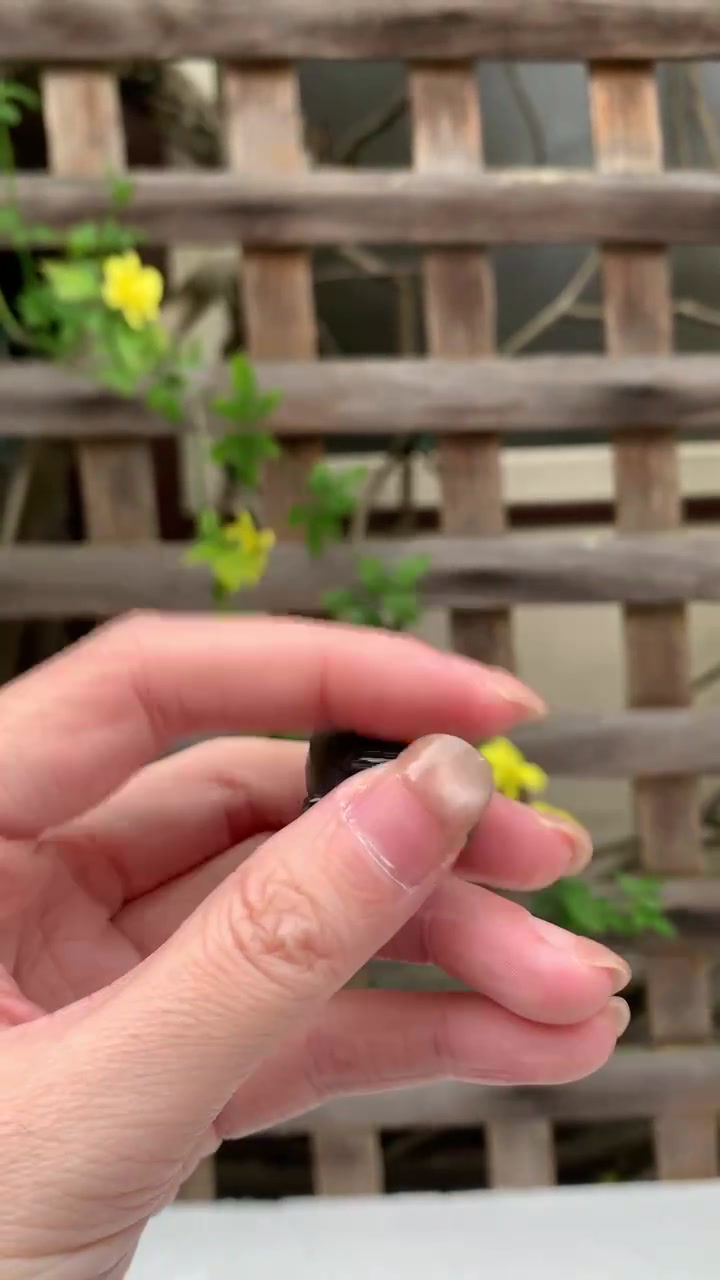 Thumbnail: 【新货3519】和田玉报喜琢成立体小雕件