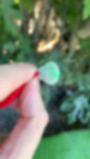 Thumbnail: 【新货】白底辣阳绿飘花翡翠佛公五个