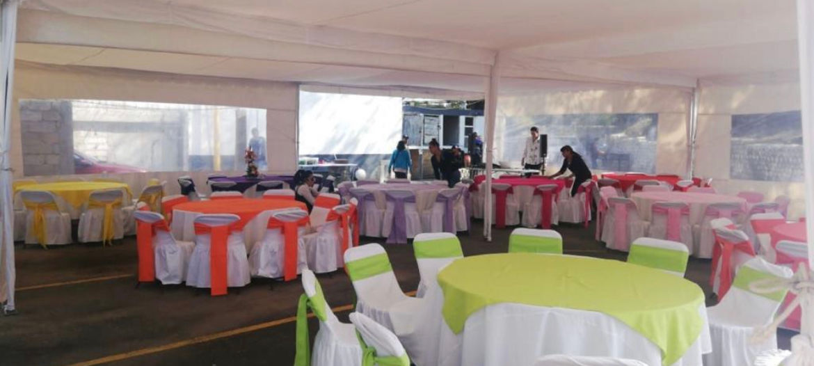 Sillas con funda francesa 