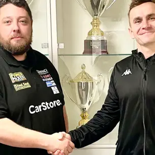 Árón Taylor-Smith Joins Power Maxed racing for 2023