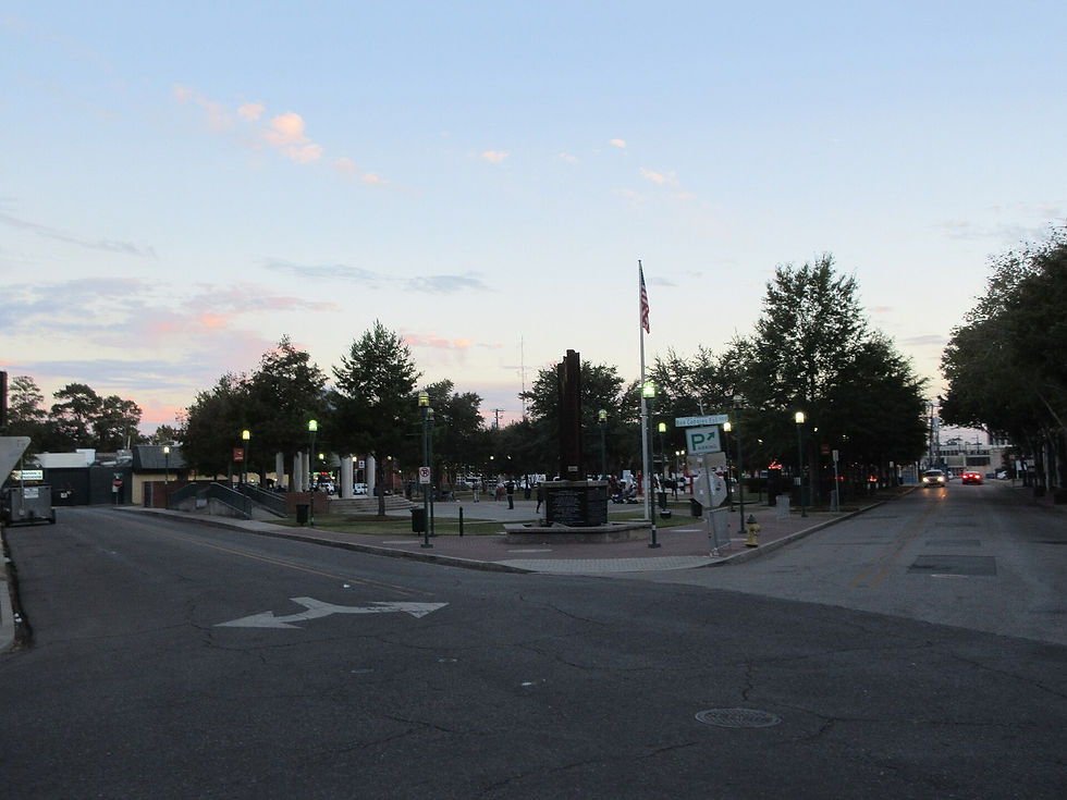 Lafayette Louisiana street/buildings, November 2016, no people as subject