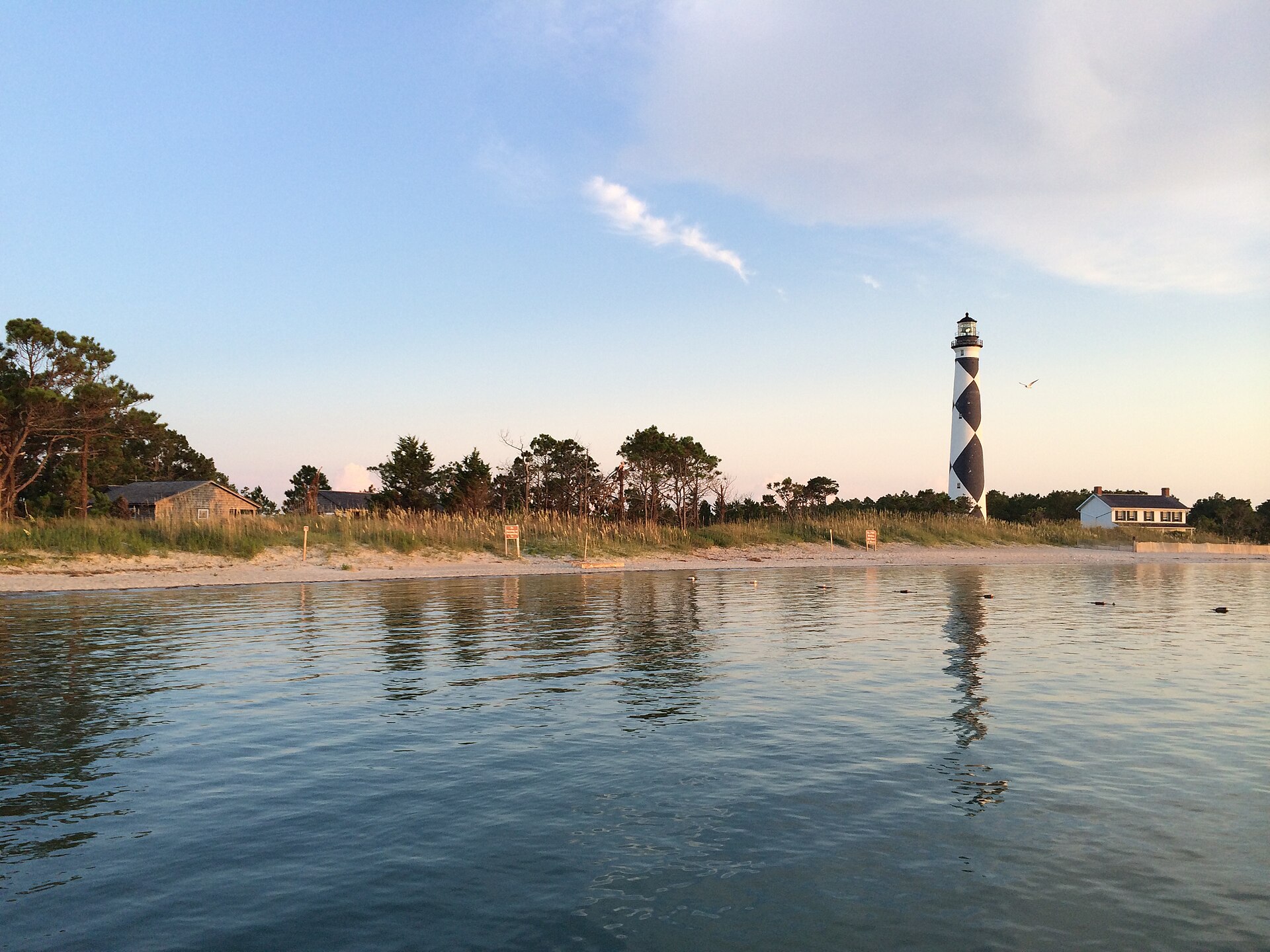 Cape Lookout lighthouse, North Carolina, empty of people