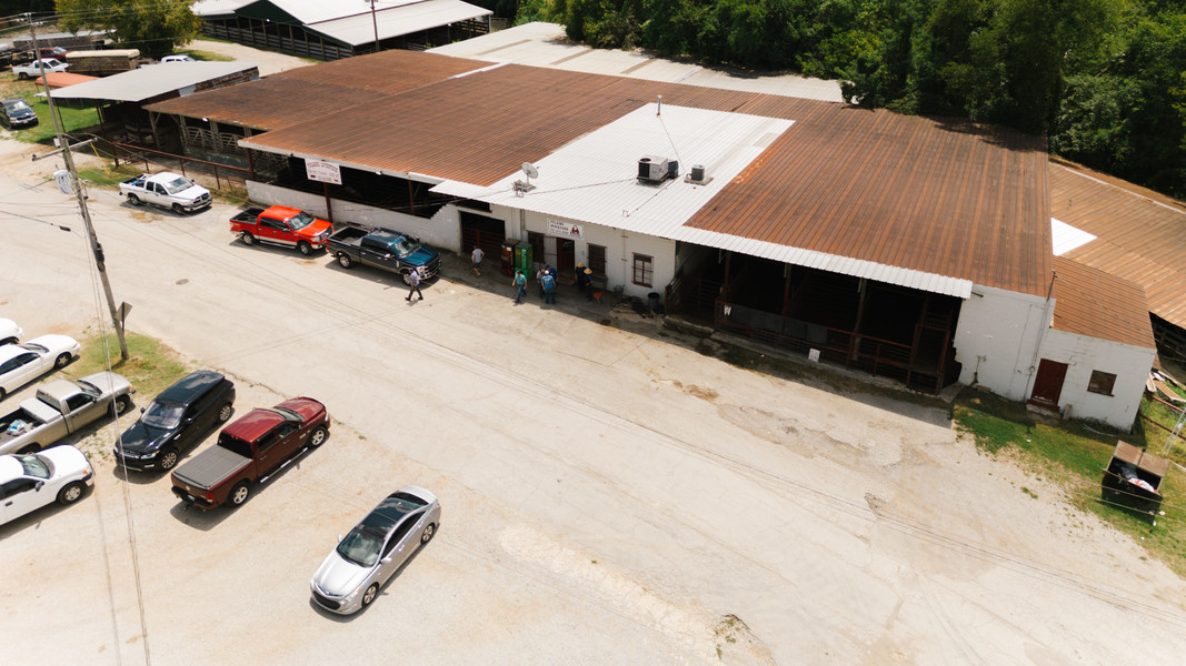 Pulaski Stockyard Livestock Auction 609 W Shoal St, Pulaski, TN