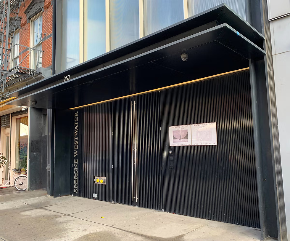 Außenfassade der Sperone Westwater Galerie
