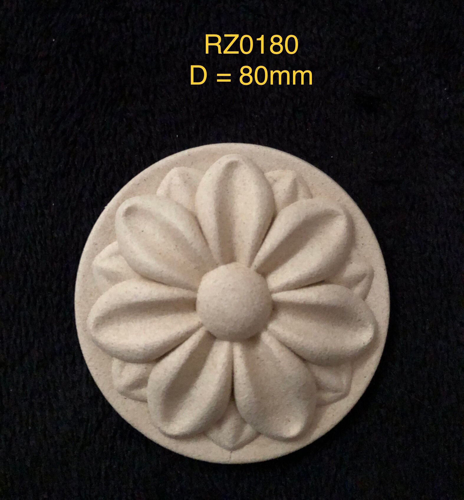 Heat Bendable Wood Mouldings, Design RZ01 by Deco-Curve