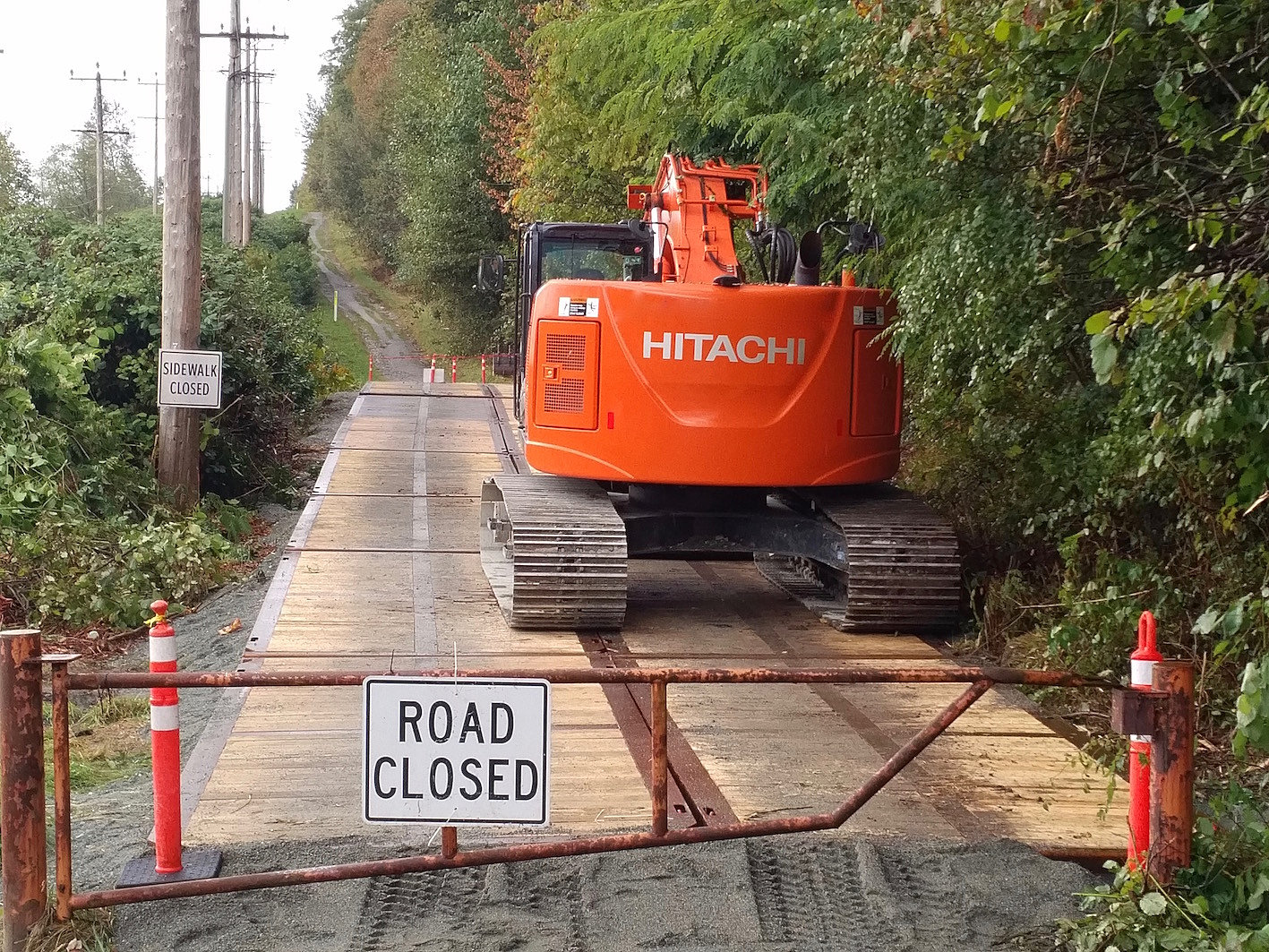 Canada Rig Mats Ltd. Superior Oilfield Matting Rig Mats in Use