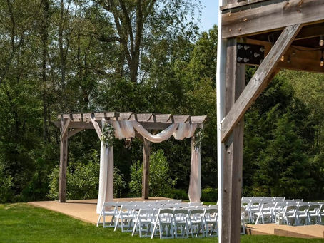 Top Outdoor Wedding Venues Near Pittsburgh Featuring the Barn at Everthine in 2026