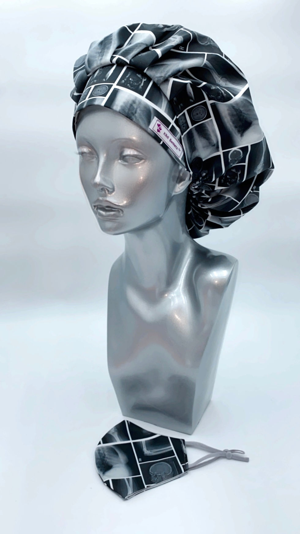 Thumbnail: “X-ray Anatomy Black” Bonnet Set 