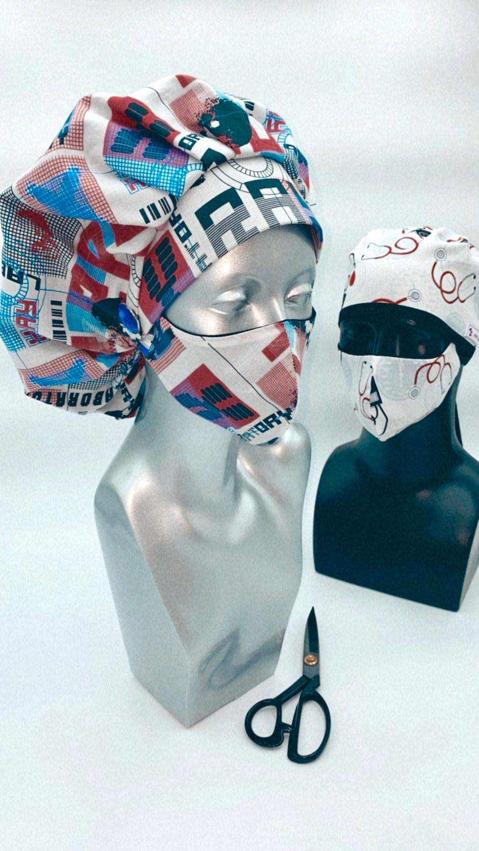 “X-ray Lab” White Bonnet Set