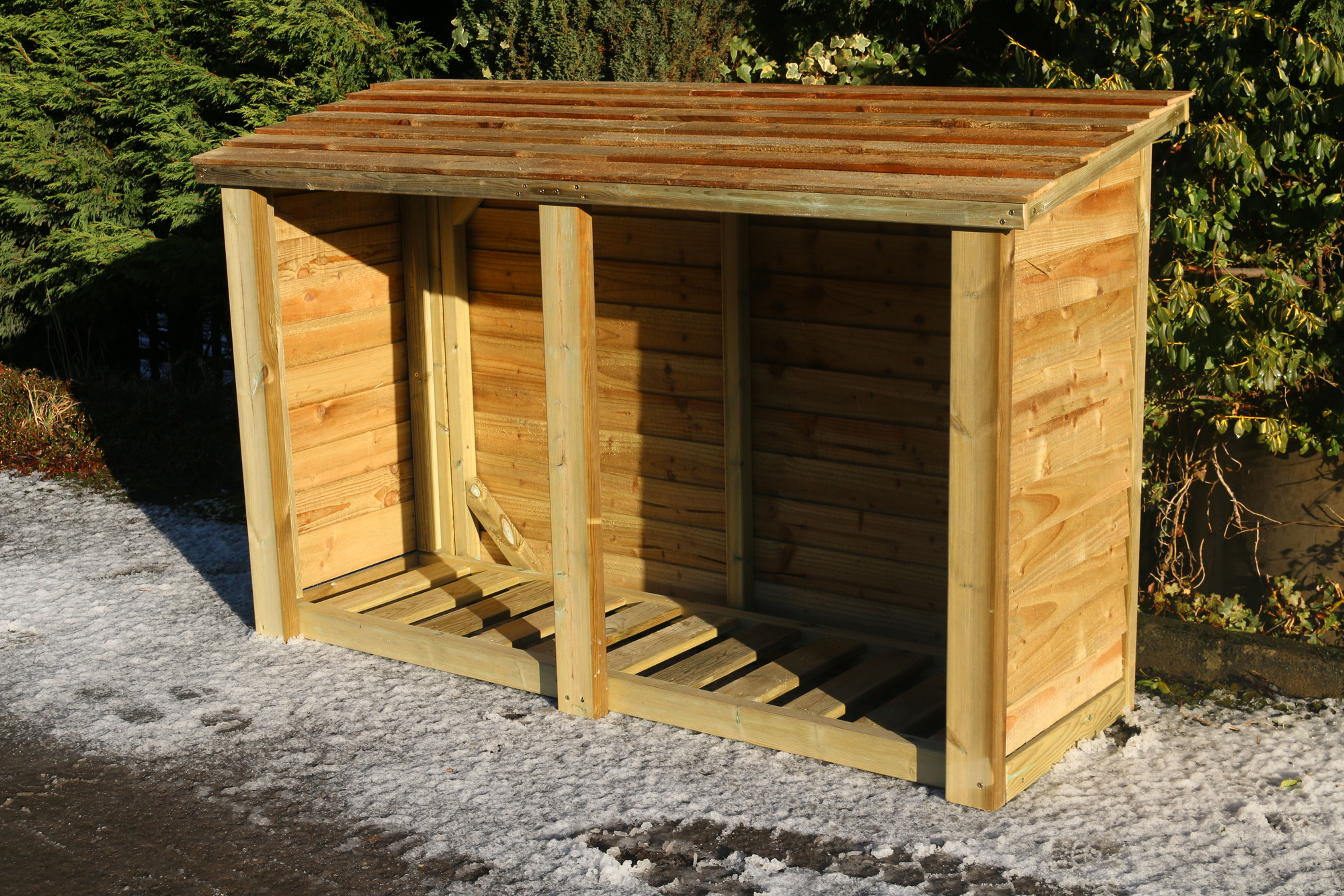 Churnet Valley 4x6ft Heavy Duty Log Store | Pressure Treated Redwood Storage