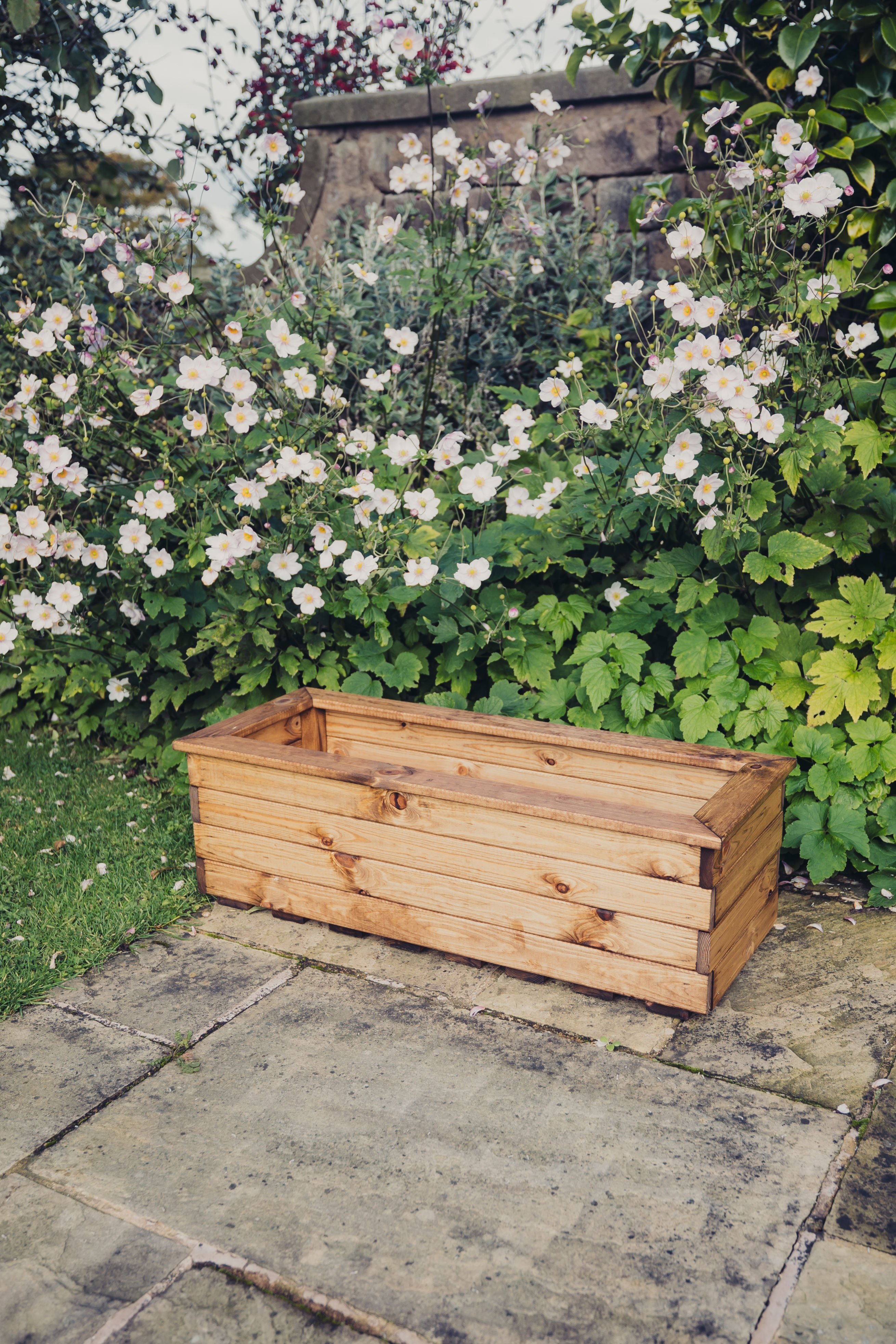 Churnet Valley Large 100cm Garden Trough Planter - H32 x W100 x D39 - Golden Oak