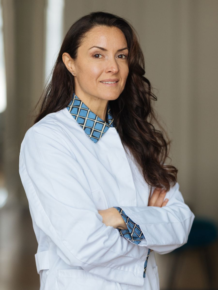 Dr. Nazira Pitsinis