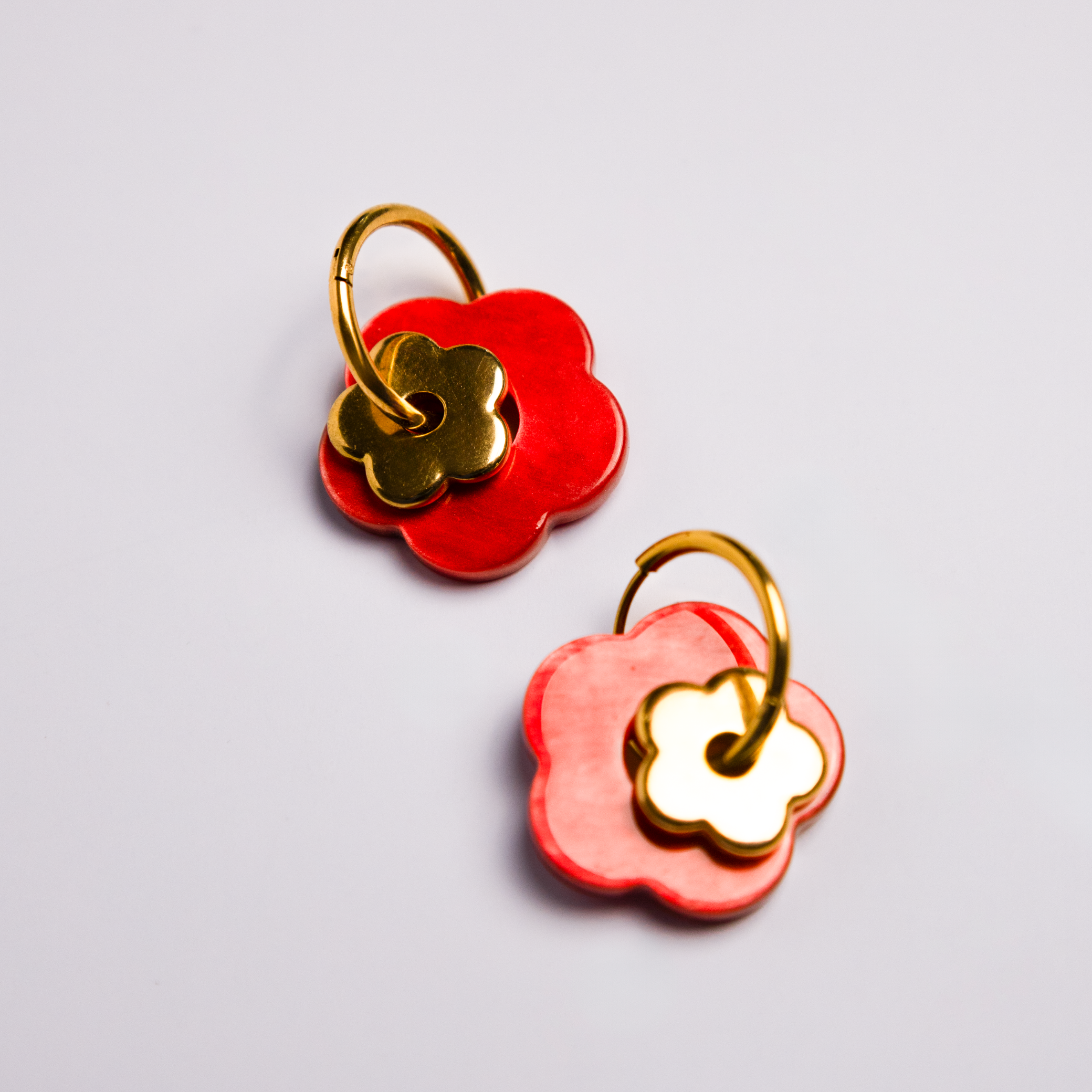 Créoles Mini-Fleurs Rouge Passion