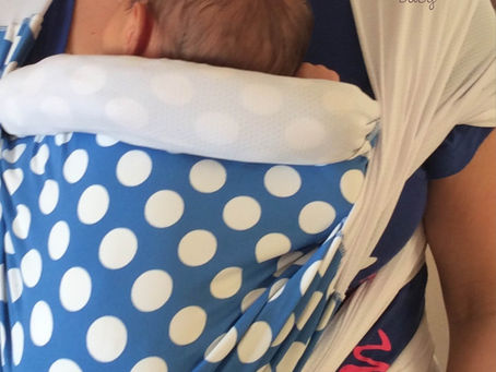 Porta-bebê: uma forma eficaz de manter o contato pele a pele