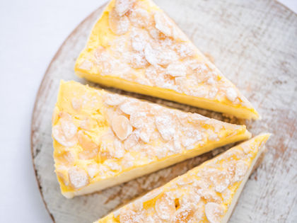 PleeseCake (prou; Ch-eee-Z CAY-k)
