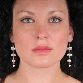 Thumbnail: Cascade of pearls earrings