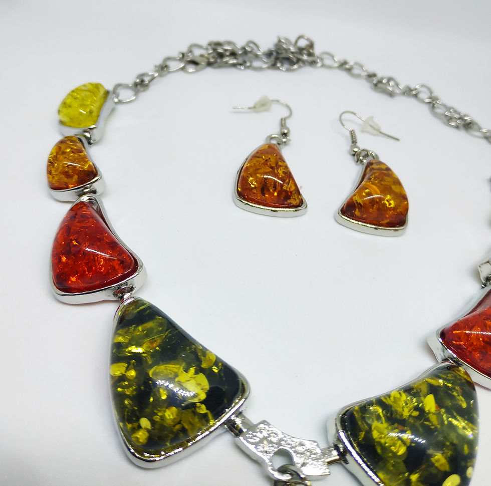 Thumbnail: Set of special necklace and earrings
