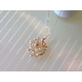 Thumbnail: Tree Necklace - with pearls