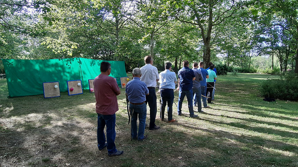 Teambuilding mit Pfeil & Bogen