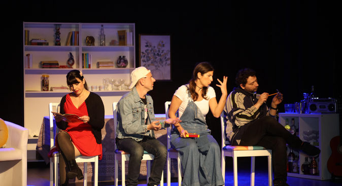 Quattro
di Adriano Bennicelli
Regia di Francesca Bruni
Théâtre des Grottes
Dal 26 Febbraio al 1 Marzo 2026