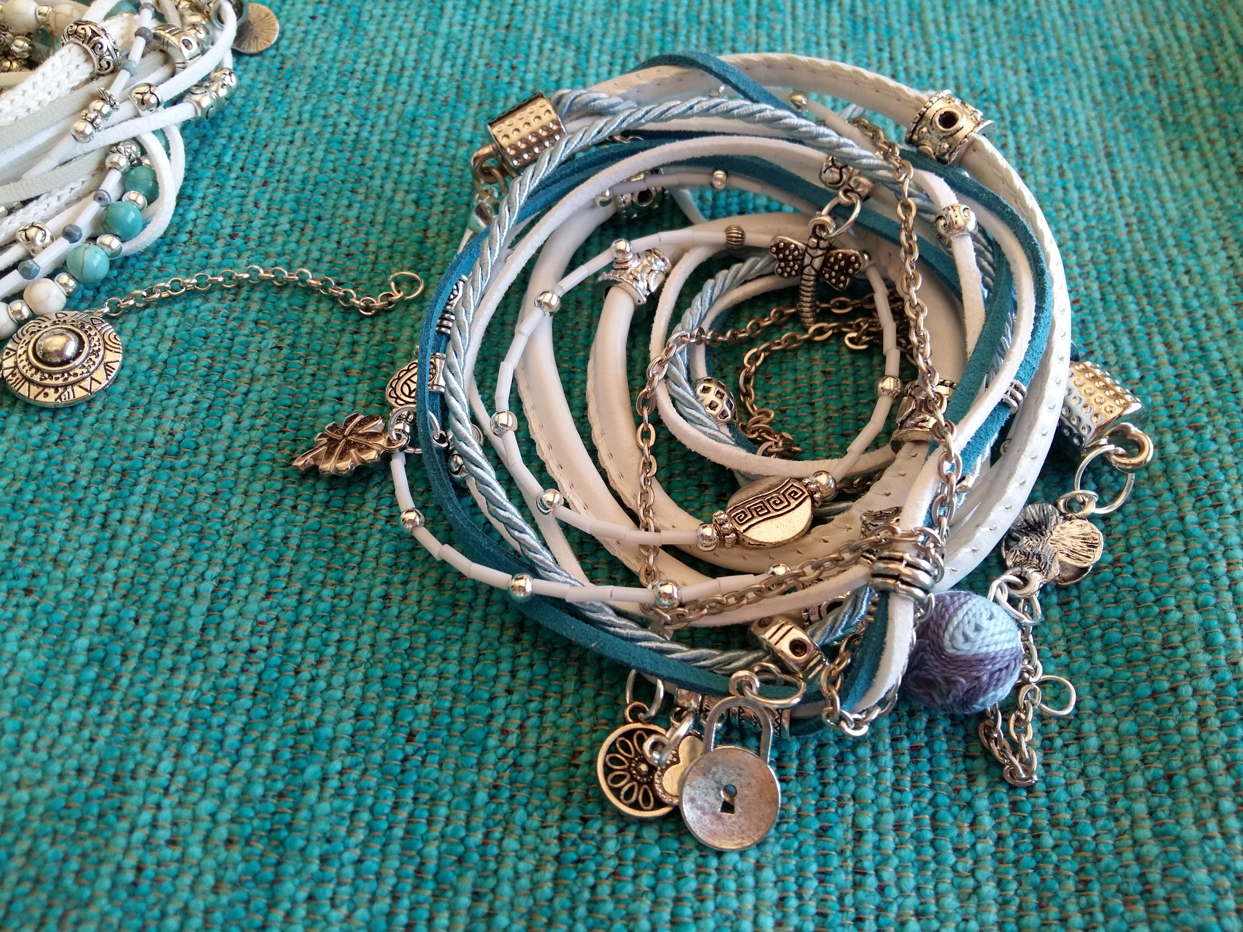 Pulceras / Tobilleras / Collares