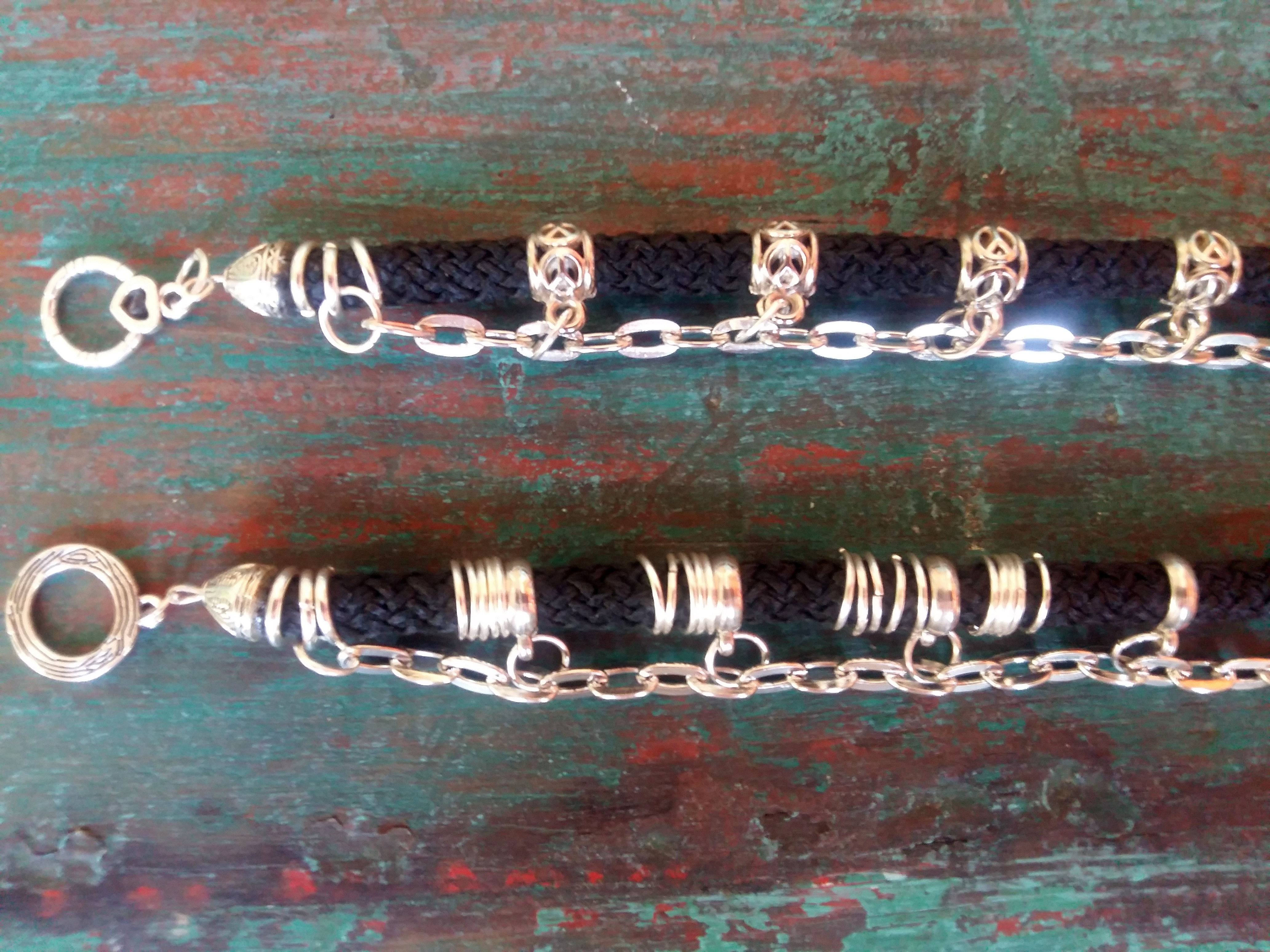 Pulseras de Cordón Negro y plateado