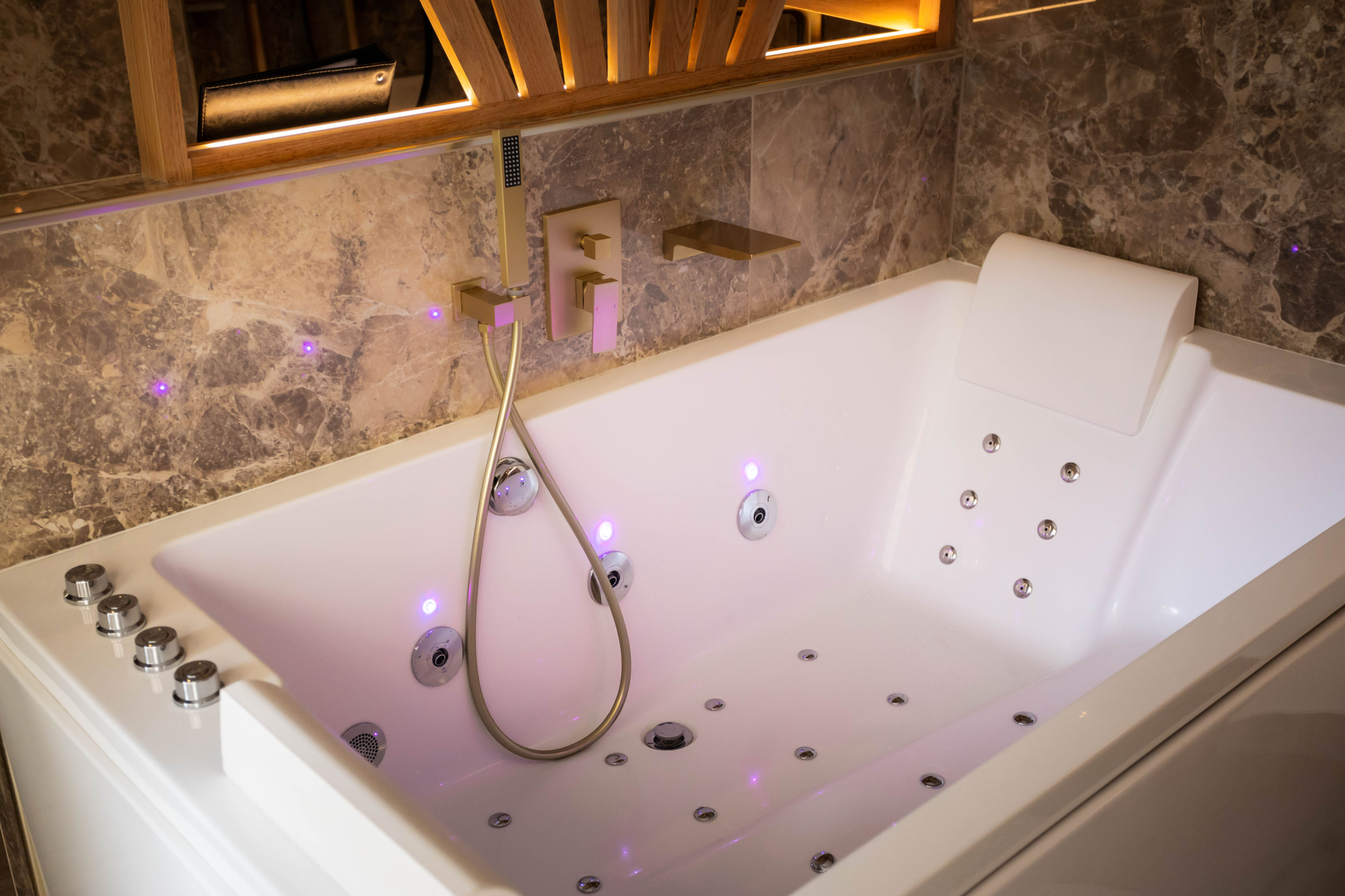 Séjour d'une nuit en weekend - La Chambre - Les Jardins Secrets