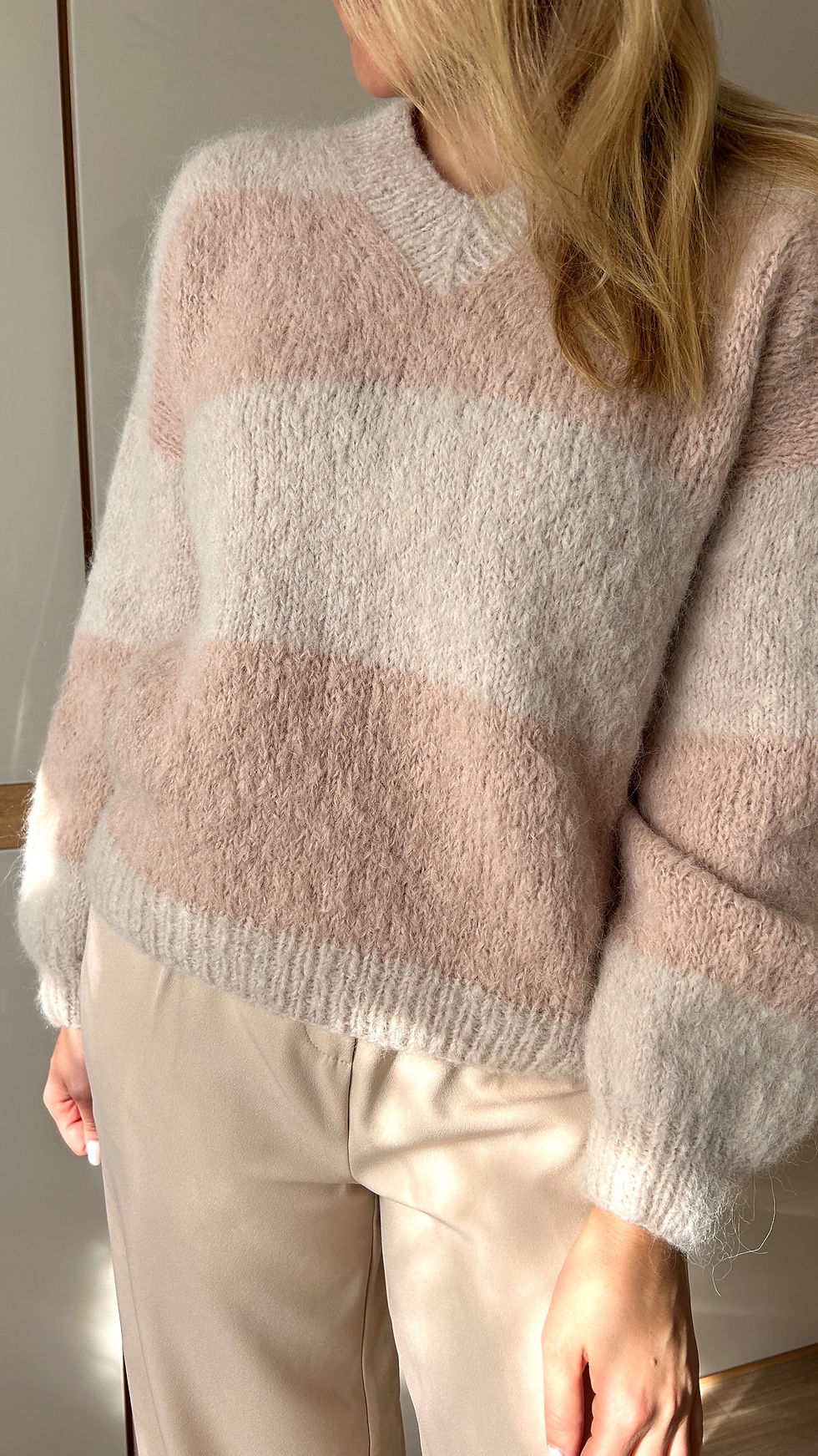 Thumbnail: Fluffiness Sweater DE